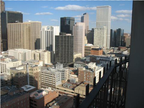 High rise Condo With City And Mountain Veiws  HD Png DownloadTransparent PNG