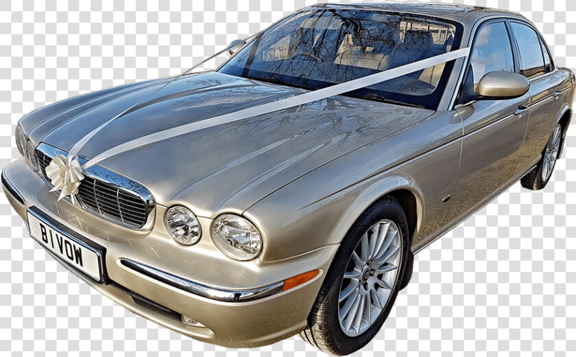 Winnie  Our Modern Champagne Gold Jaguar Xj Executive   Executive Car  HD Png DownloadTransparent PNG