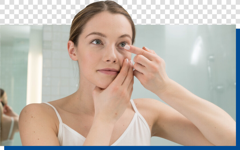 Woman Putting Contacts In   Contact Lens  HD Png DownloadTransparent PNG