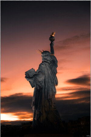Massive Wall Art Decorgigantic Big Biggest Massive   Statue  HD Png Download