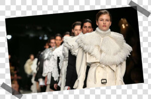 Moore Muses Burberry   Fur Clothing  HD Png Download