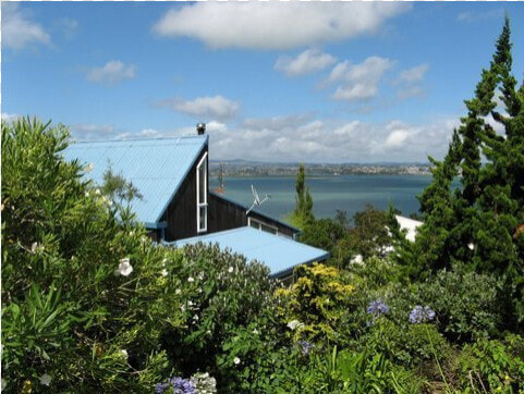 Modern Split Level Home With Pool  Views  Decks And   Loch  HD Png DownloadTransparent PNG